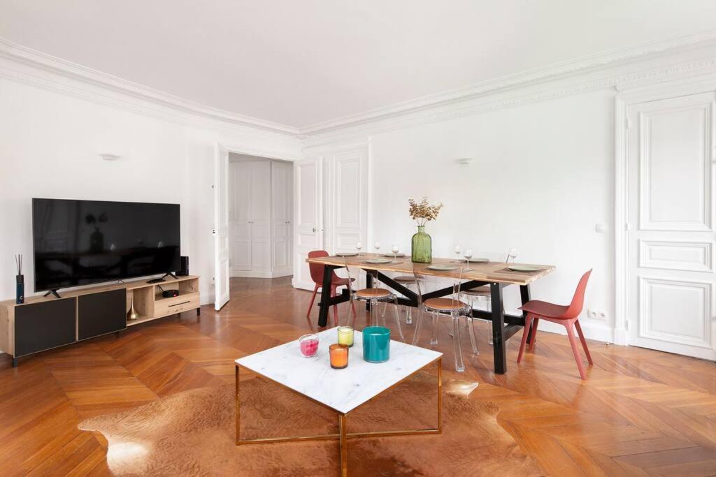 Sweet Luxury Arc The Triomphe Near Champs Elysees And Palais Des Congres 8 Ppl