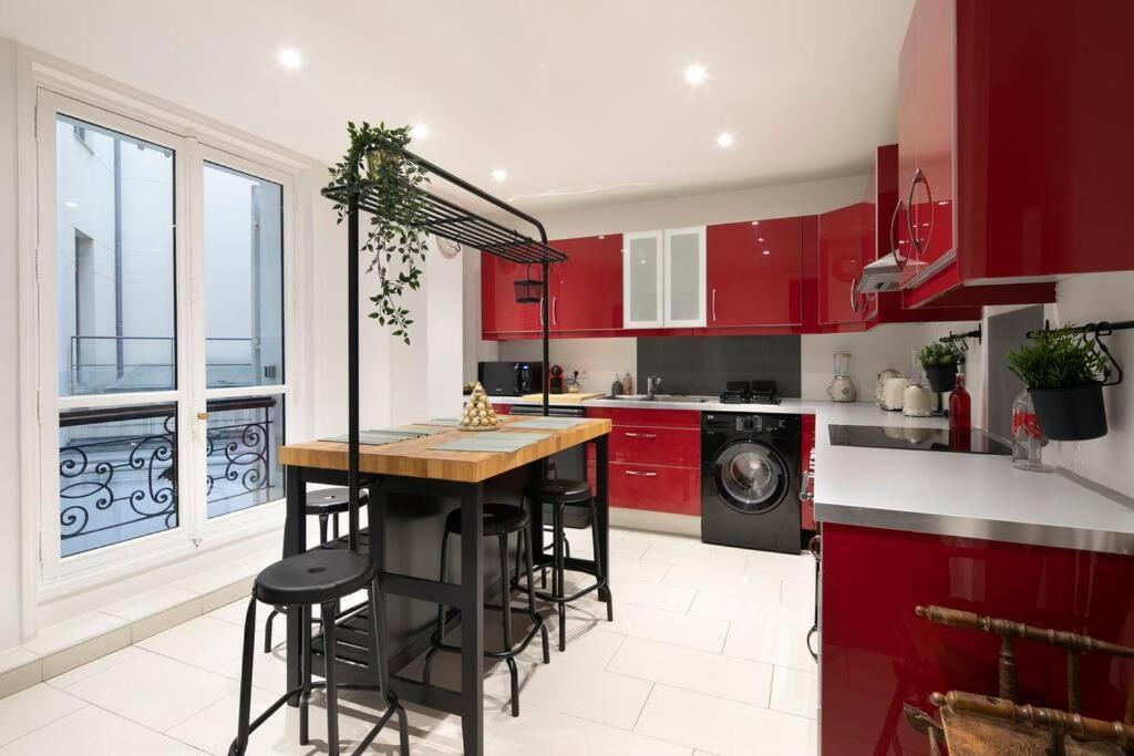 Appartement Sweet Luxury Arc The Triomphe Near Champs Elysees And Palais Des Congres 8 Ppl Paris